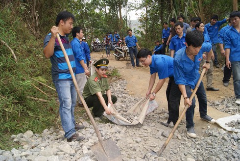 Hang Kia - Pà Cò đang xanh lại một màu bình yên - ảnh 2