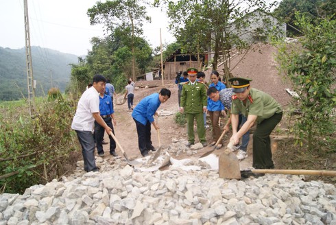 Hang Kia - Pà Cò đang xanh lại một màu bình yên - ảnh 3