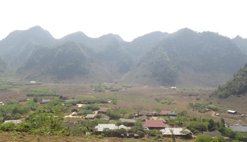 Hang Kia - Pà Cò đang xanh lại một màu bình yên - ảnh 1