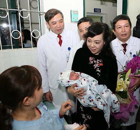 Shop TIN 28/2: Một nhà báo. Một nữ chiến binh. Một bác sĩ...NHỮNG CON NGƯỜI... - ảnh 15