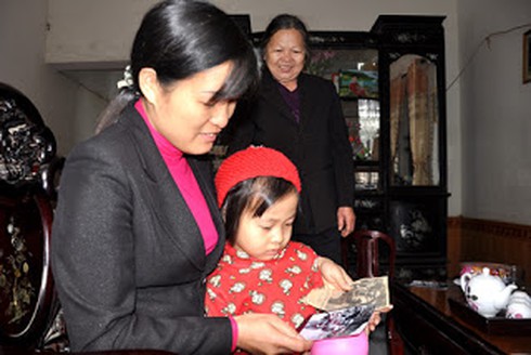 Shop TIN 28/2: Một nhà báo. Một nữ chiến binh. Một bác sĩ...NHỮNG CON NGƯỜI... - ảnh 4