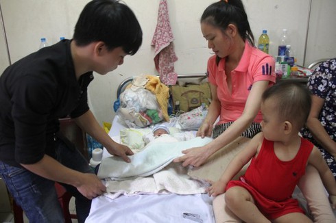 Sinh ra trên máy bay, khai nơi sinh là nơi nào? - ảnh 1