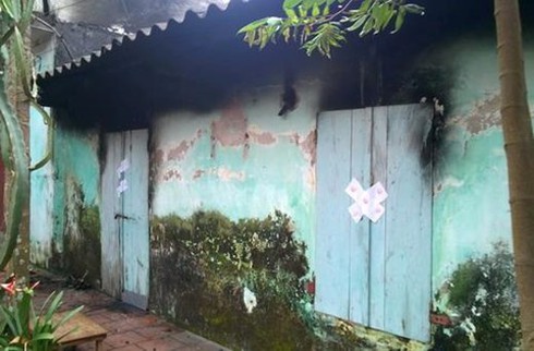 Chồng chết cháy, vợ nguy kịch trong căn nhà ám khói - ảnh 1