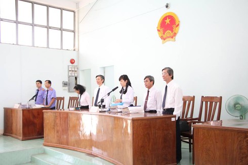 Vụ khiến ông Nén bị tù oan 18 năm: Tuyên phạt nghi can chính 20 năm tù - ảnh 4