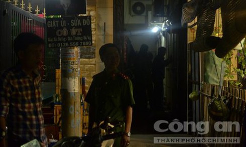 Chồng trẻ đâm chết vợ trong phòng trọ giữa Sài Gòn vì hình xăm trên người - ảnh 1