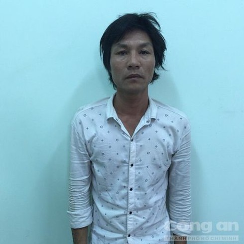 Bắt người đàn ông đánh dập mặt kẻ ngủ với vợ mình - ảnh 1