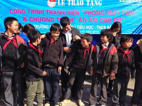 VinaPhone nỗ lực vì sự phát triển cộng đồng - ảnh 2