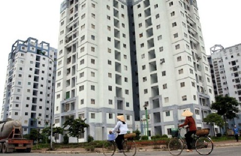 “Ăn theo” lãi suất 6%, ngân hàng tung “mồi nhử” - ảnh 1