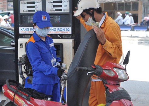 Thủ tướng đồng ý việc truy thu thuế xăng dầu - ảnh 1