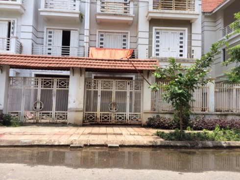 KĐT Đặng Xá: Phố tiền tỷ bỏ hoang cạnh nhà thu nhập thấp - ảnh 5
