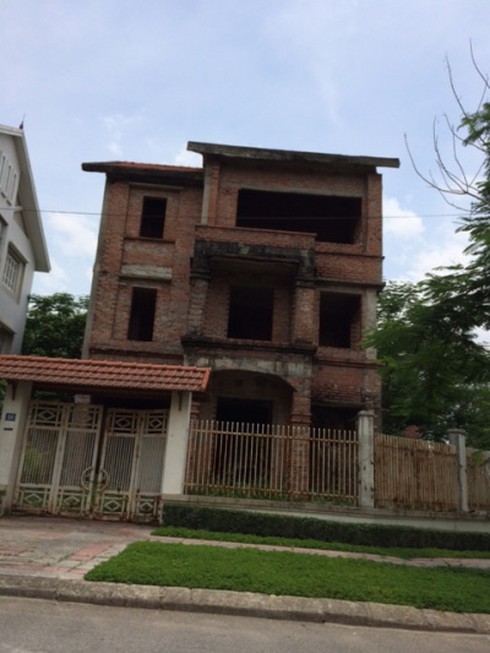 KĐT Đặng Xá: Phố tiền tỷ bỏ hoang cạnh nhà thu nhập thấp - ảnh 6