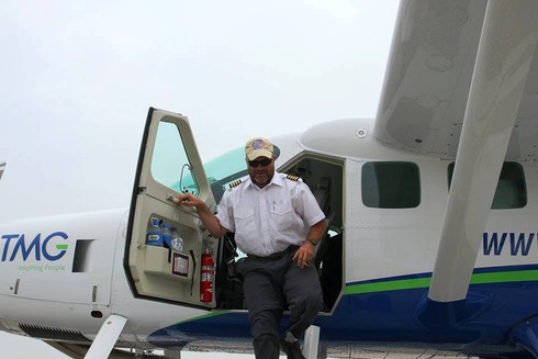 Hình ảnh đầu tiên của thủy phi cơ vượt 15.000km về Việt Nam - ảnh 4