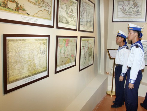 Triển lãm tư liệu về Hoàng Sa, Trường Sa ở 48 tỉnh thành và 4 nước ngoài - ảnh 1