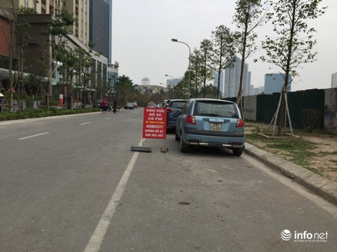Hy hữu Hà Nội: Chung cư phải... đi nhờ đường ra vào - ảnh 2