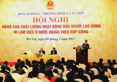PTT Vũ Đức Đam: Phải có hành vi rất nghiêm với các DN có tiêu cực trong XKLĐ - ảnh 1