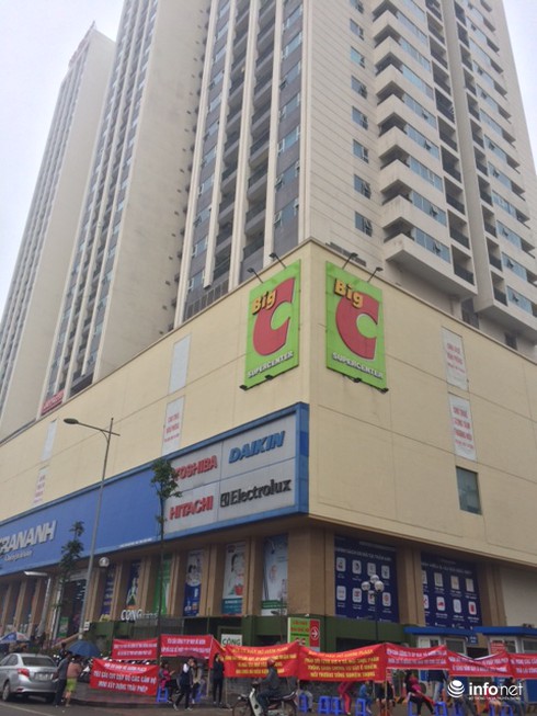 Hãi hùng cuộc sống ô nhiễm, bế tắc tại chung cư Hồ Gươm Plaza - ảnh 1