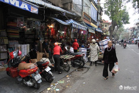 Vỉa hè: Nếu không cho thuê sẽ sinh ra...