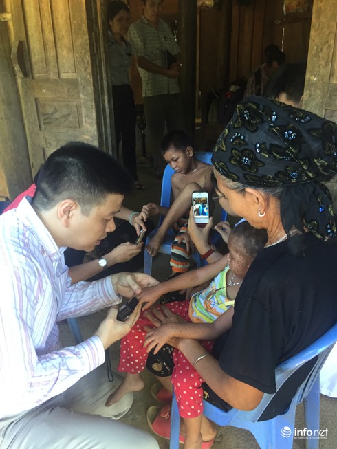 Giải mã “bệnh lạ” ở Phú Thọ: Da xuất hiện chi chít vết thâm đen - ảnh 2