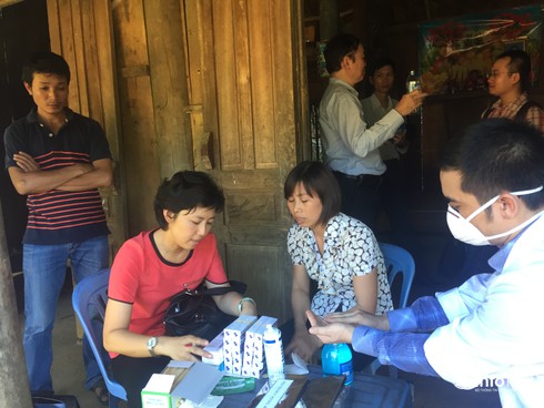 Giải mã “bệnh lạ” ở Phú Thọ: Da xuất hiện chi chít vết thâm đen - ảnh 1