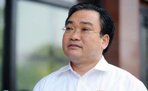 Bí thư Hà Nội: Chấn chỉnh cán bộ phát ngôn thiếu chuẩn mực với báo chí - ảnh 1