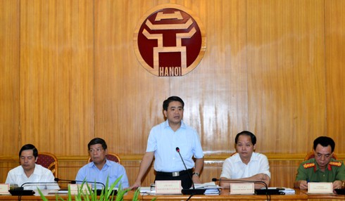 Chủ tịch Hà Nội: Đôn đốc hoàn thành triển khai dịch vụ công mức 3 trong 2016 - ảnh 1