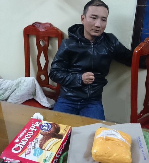 Bắt quả tang hành khách mang ma túy vượt trạm kiểm soát - ảnh 1