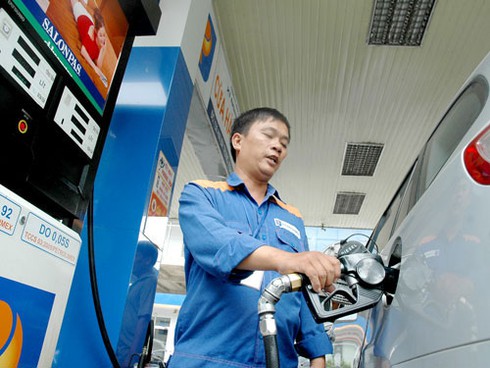 “Nói tăng giá xăng do buôn lậu gia tăng là không hợp lý” - ảnh 1