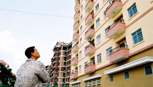 Cho vay mua nhà lãi suất 6%: Tiền thừa, nhà thiếu? - ảnh 1