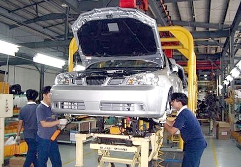 Ngóng gì ô tô giá rẻ made in Vietnam - ảnh 1