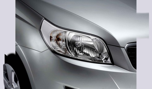 Chervolet trình làng Aveo 2013 giá hơn 400 triệu đồng - ảnh 2