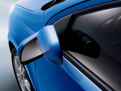 Chervolet trình làng Aveo 2013 giá hơn 400 triệu đồng - ảnh 3