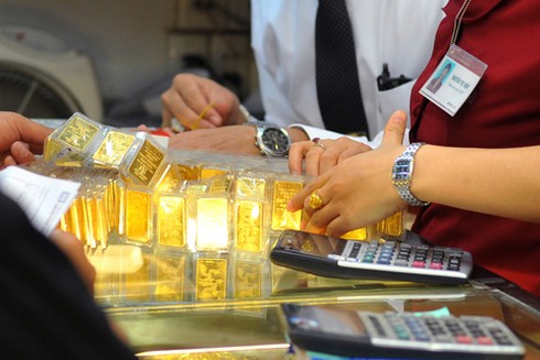 Vàng trồi sụt, chênh lệch đẩy lên 2,5 triệu đồng - ảnh 1