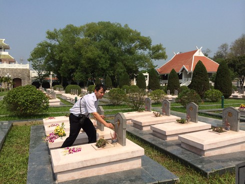 Lắng đọng màu xanh áo lính trên chiến trường