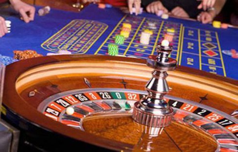 Mở cửa casino - Người Việt muốn vào chơi còn phải