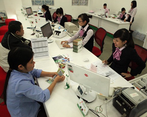 Thêm quy định siết ngân hàng cho vay tiêu dùng - ảnh 1