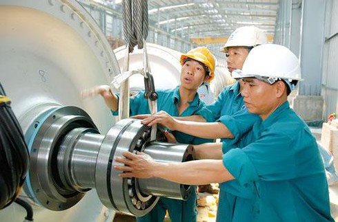 Dồn dập đơn hàng mới, doanh nghiệp tăng mạnh sản xuất - ảnh 1