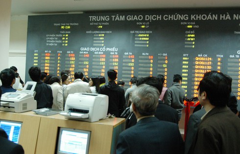 Đấu giá, thoái vốn qua sàn chứng khoán: DN “e dè” công bố thông tin - ảnh 1