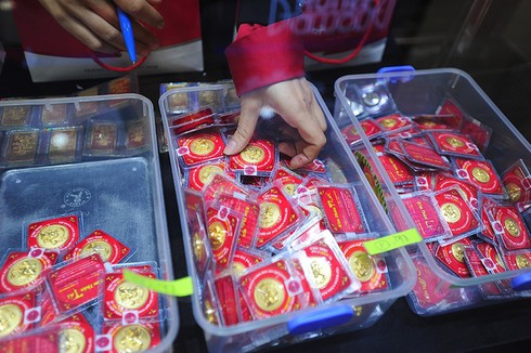 Giá vàng hôm nay 19/2 quay đầu tăng 150.000 đồng/lượng - ảnh 1