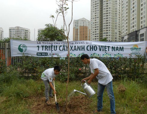 Vfresh trích 3 tỷ đồng cho “Quỹ 1 triệu cây xanh cho Việt Nam”. - ảnh 1