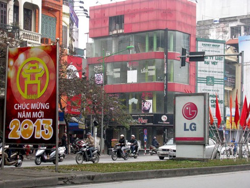 Hà Nội lung linh đón năm mới - ảnh 7