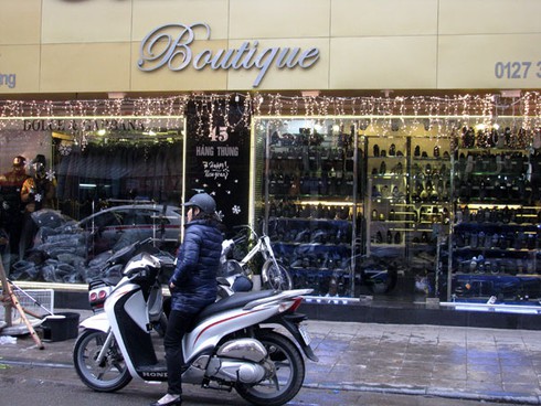 Hà Nội lung linh đón năm mới - ảnh 12