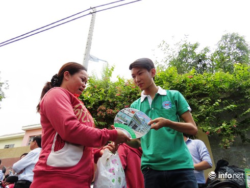 Kỷ niệm đẹp về sinh viên tình nguyện “cháy” hết mình vì sĩ tử - ảnh 6