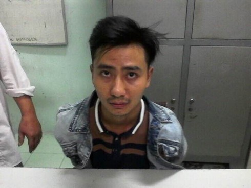 “Hiệp sĩ” bắt nóng 2 đối tượng giấu ma túy đá trong điện thoại - ảnh 3