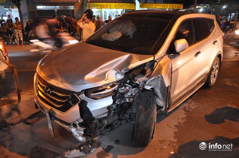Ô tô “điên” đâm hàng loạt xe máy khiến 1 người chết, 5 người bị thương - ảnh 2