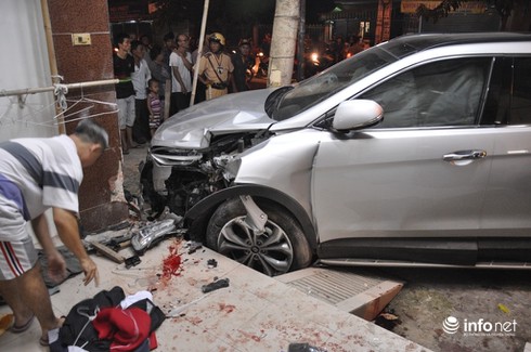 Ô tô “điên” đâm hàng loạt xe máy khiến 1 người chết, 5 người bị thương - ảnh 3