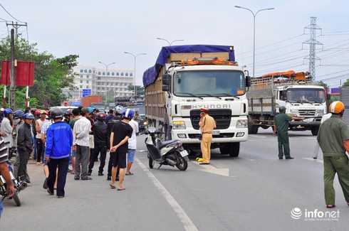 Nhiều vụ tai nạn nghiêm trọng xảy ra tại Đồng Nai và TP.HCM - ảnh 1
