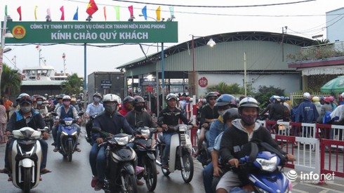Đường về Sài Gòn ngày mùng 3 Tết thông thoáng, ổn định - ảnh 1