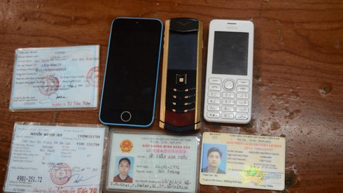 Camera “lật tẩy” kẻ trộm tài sản của du khách nước người - ảnh 1