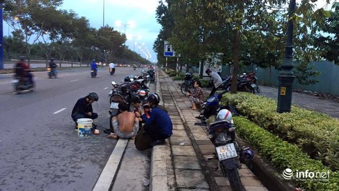 TP.HCM: 2kg đinh và hàng chục xe máy