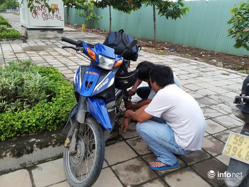 TP.HCM: 2kg đinh và hàng chục xe máy